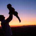 Todo lo que necesitas saber sobre los cambios en la baja por paternidad